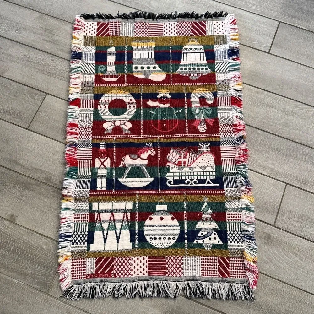 Vintage Crown Crafts Christmas Tapestry Throw Blanket